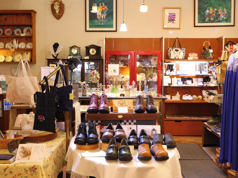 プチホテル＆レストラン オールドエイジ 甲府