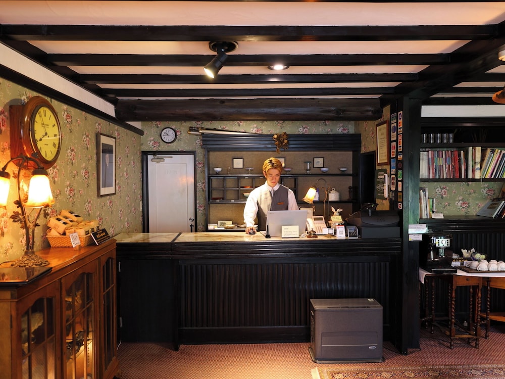 プチホテル＆レストラン オールドエイジ 甲府