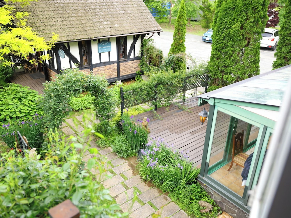 プチホテル＆レストラン オールドエイジ 甲府