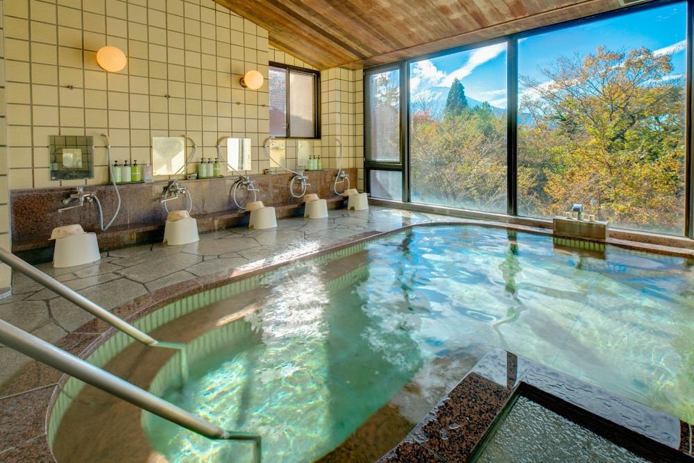 フォレストリゾート 山中湖 秀山荘 甲府
