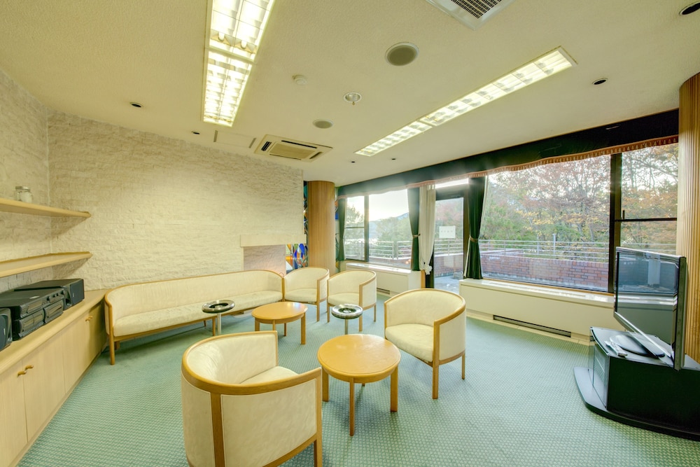 フォレストリゾート 山中湖 秀山荘 甲府