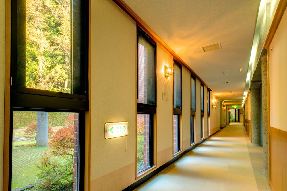 フォレストリゾート 山中湖 秀山荘 甲府