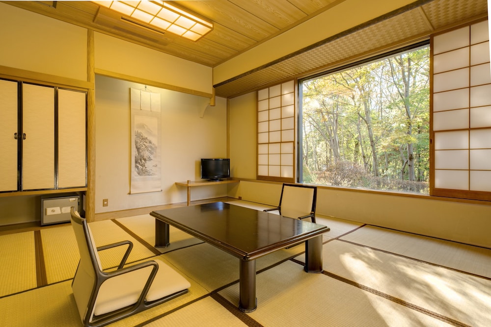 フォレストリゾート 山中湖 秀山荘 甲府