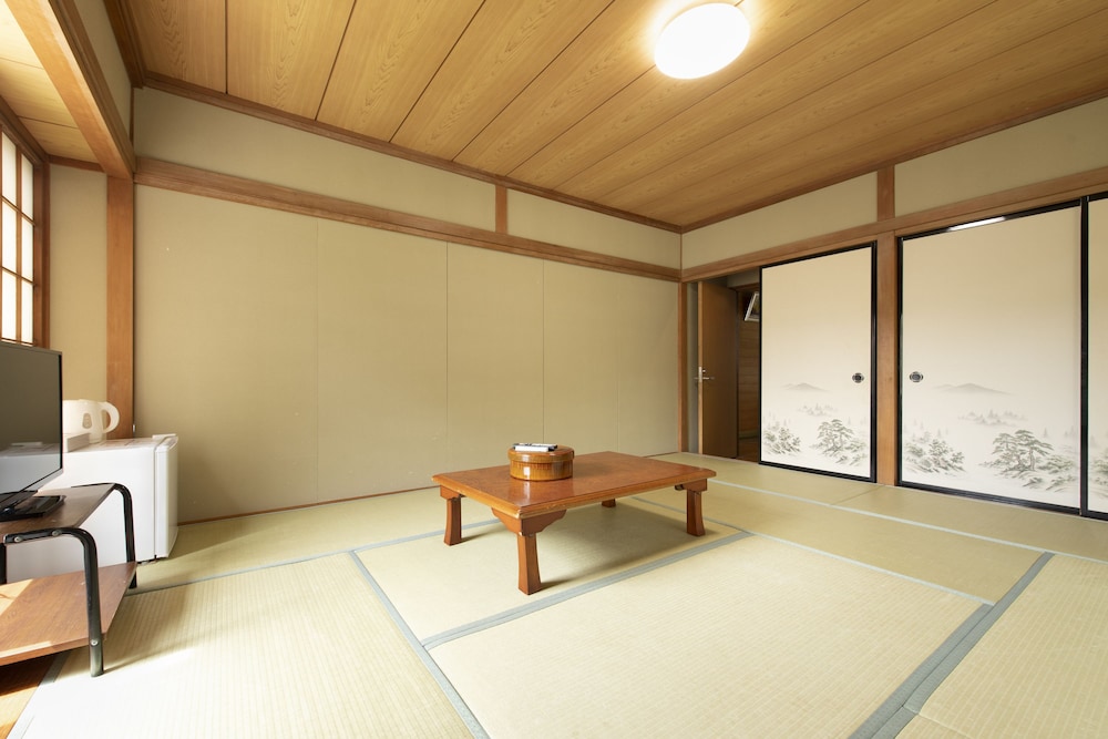 山中湖旅館 梁山－RYOZAN－ 甲府