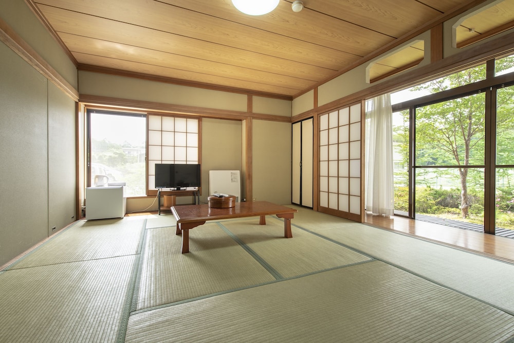 山中湖旅館 梁山－RYOZAN－ 甲府