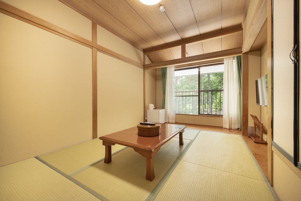 山中湖旅館 梁山－RYOZAN－ 甲府
