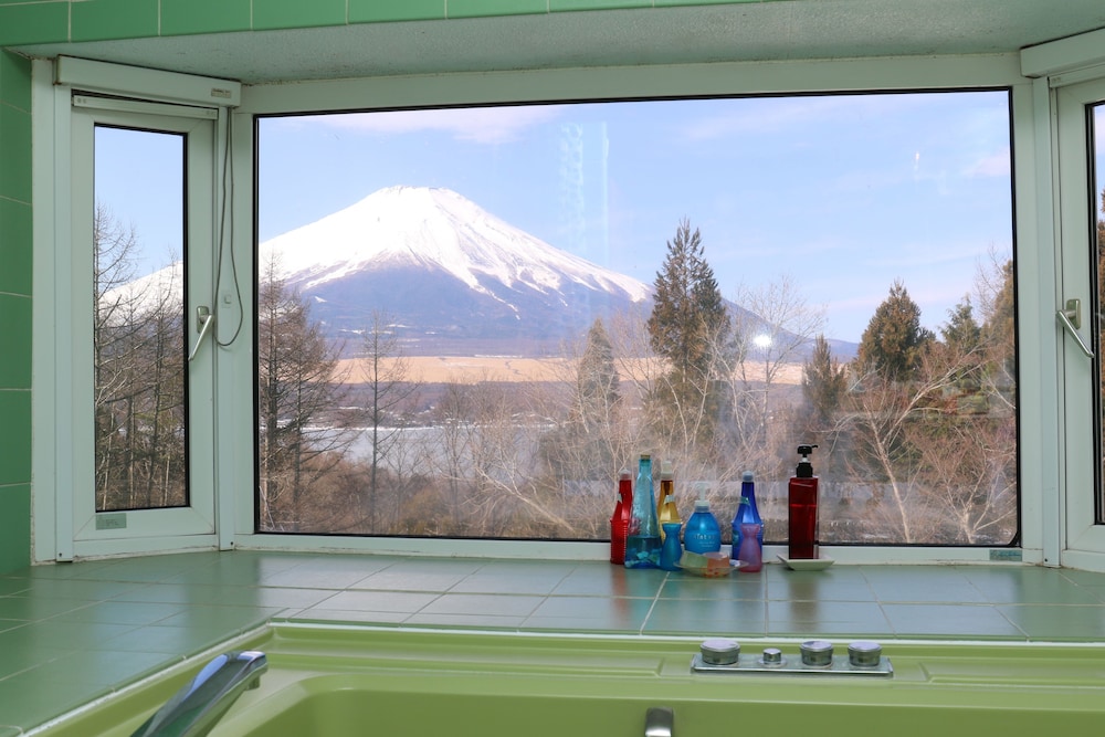 ペンション モンテラック 甲府