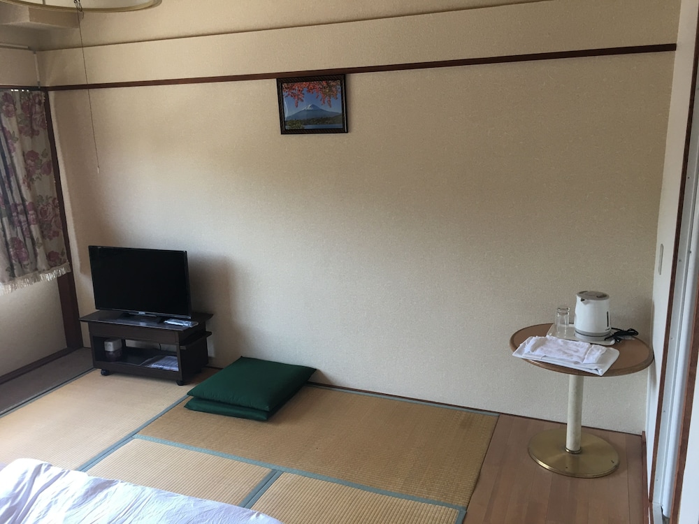 VOYAN RESORT 富士山中湖・月湖荘 甲府
