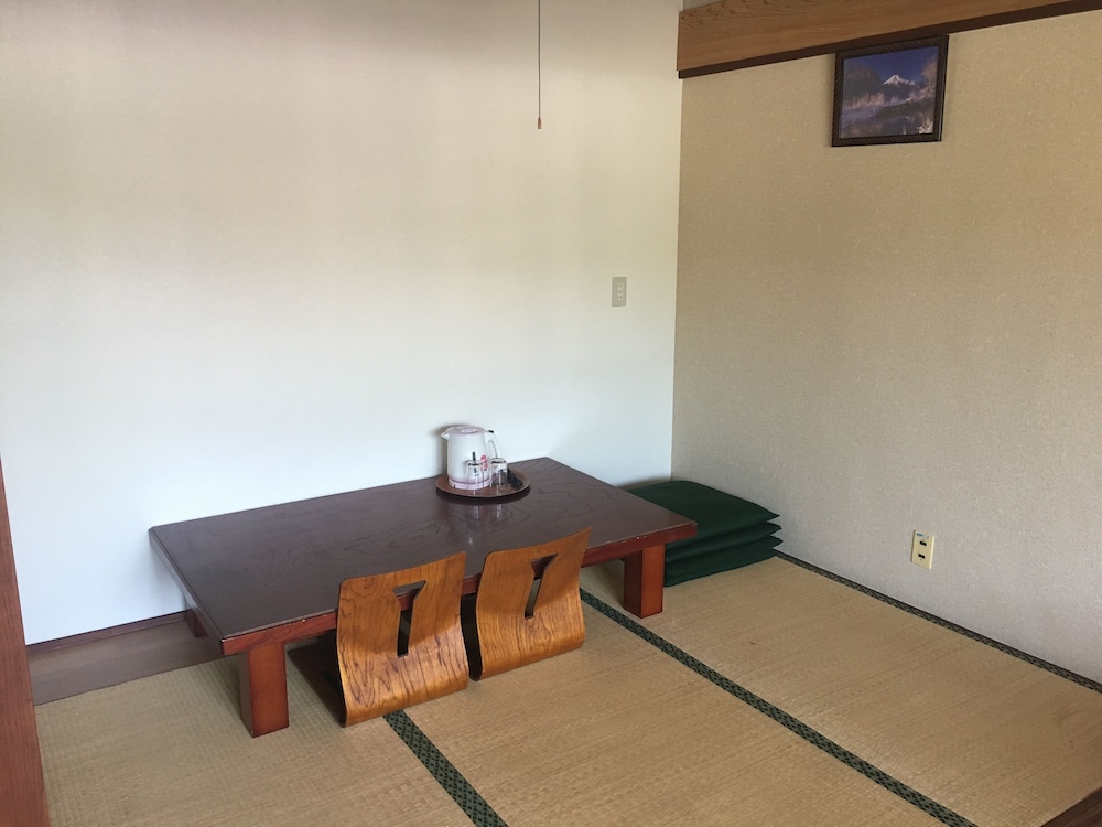 VOYAN RESORT 富士山中湖・月湖荘 甲府