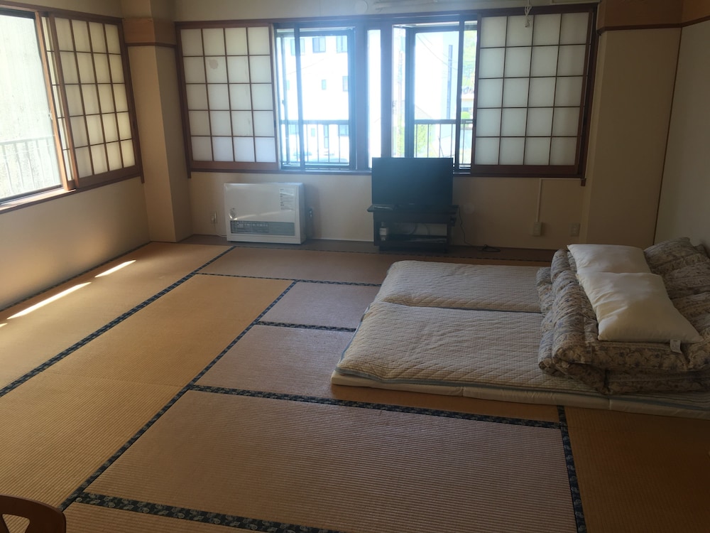 VOYAN RESORT 富士山中湖・月湖荘 甲府