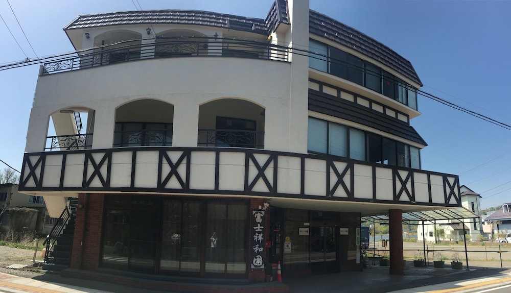VOYAN RESORT 富士山中湖・月湖荘 甲府