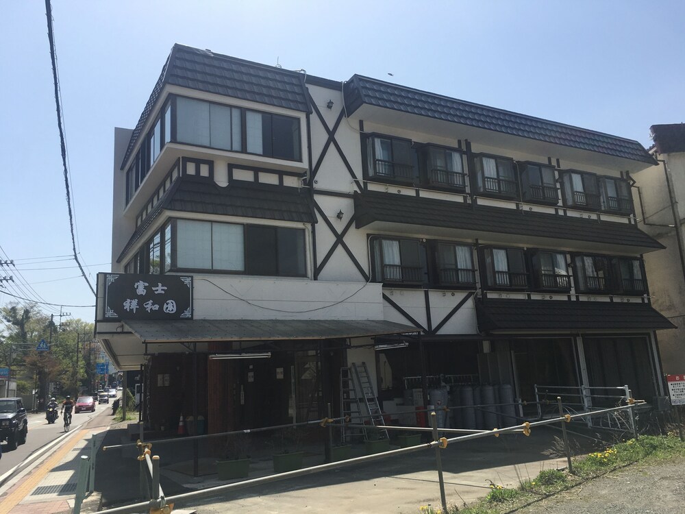 VOYAN RESORT 富士山中湖・月湖荘 甲府