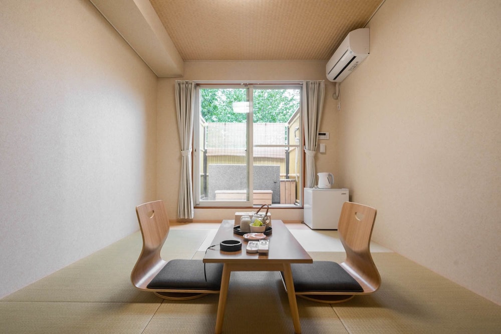 FUJIYAMA INN CONIFER 甲府