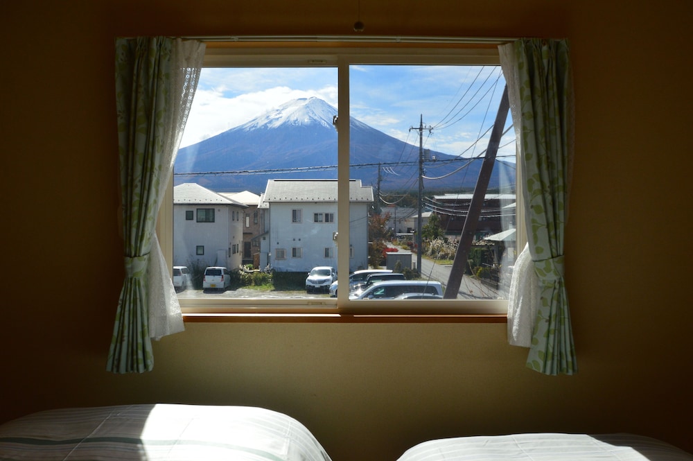 MA MAISON MT. FUJI KAWAGUCHIKO 甲府