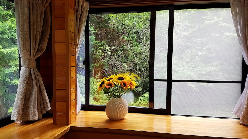 SUNFLOWER HOUSE 甲府