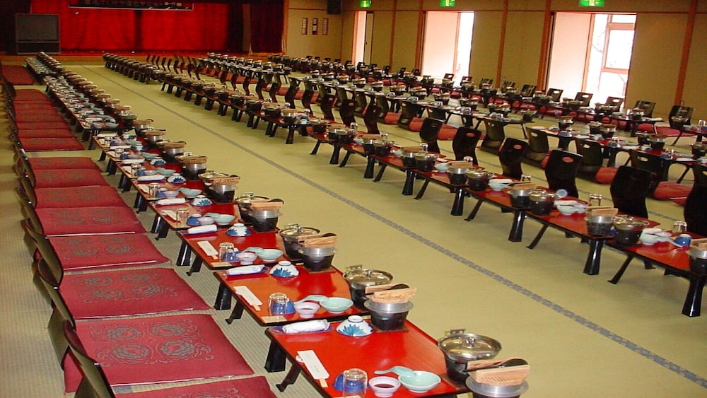 ホテル神の湯温泉 甲府