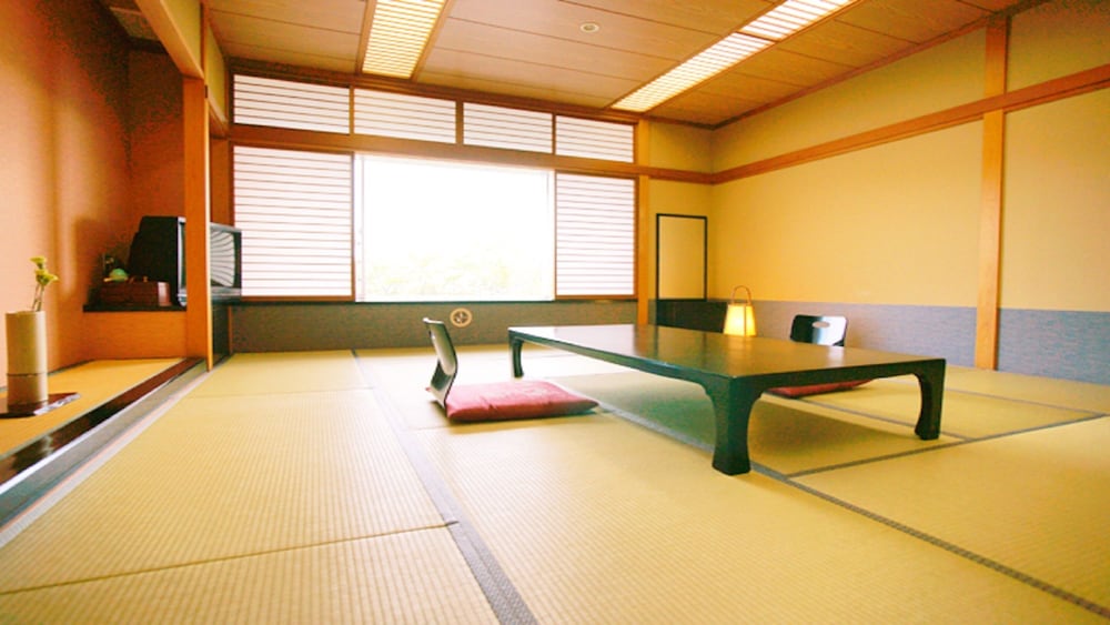 ホテル神の湯温泉 甲府