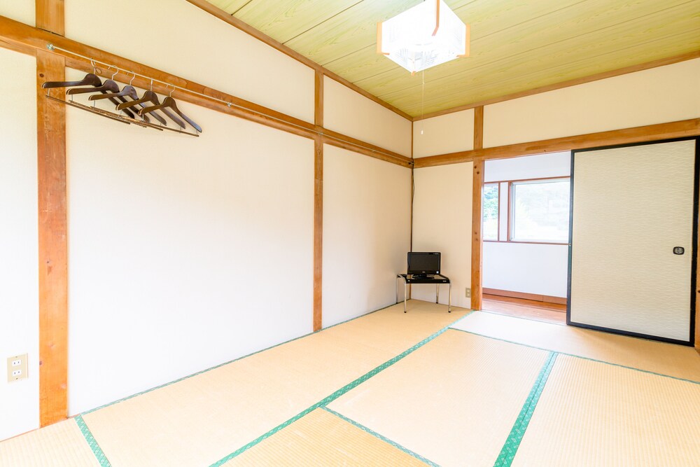 民宿 月見屋 甲府
