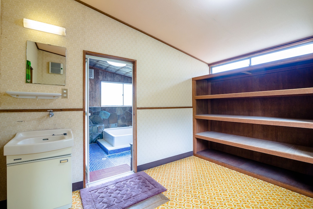 民宿 月見屋 甲府