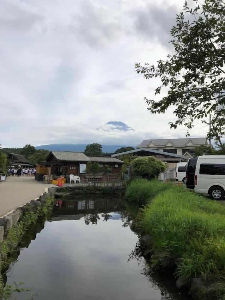 縁民宿 甲府