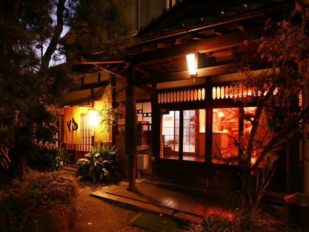 岩下温泉旅館 甲府