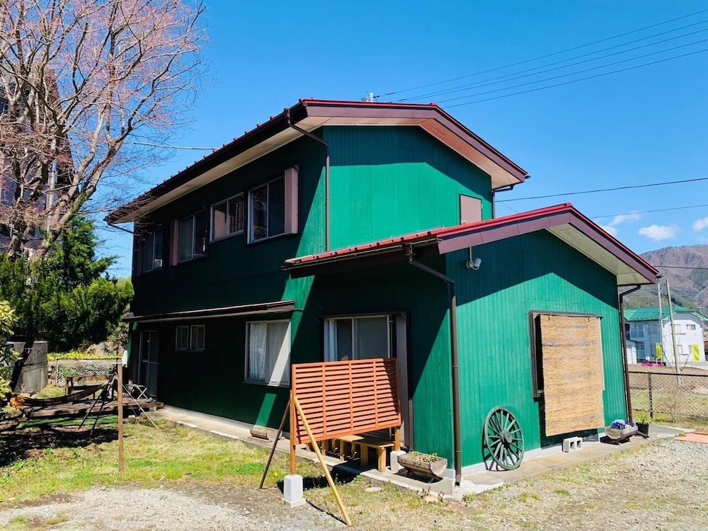 フジマツヤマベース 甲府