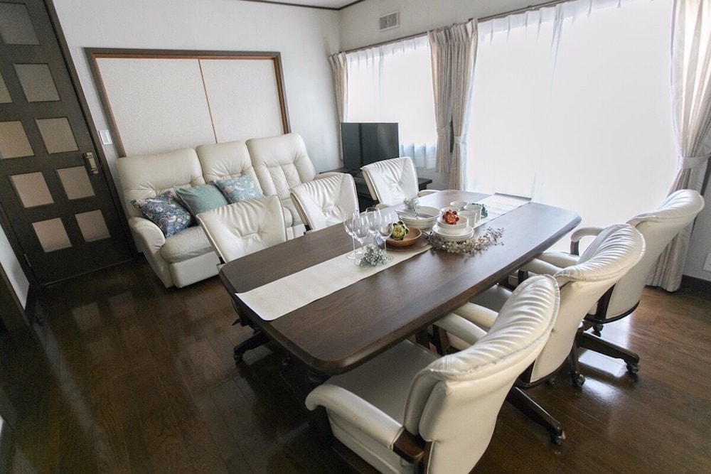 VILLA YAWARAGI 甲府