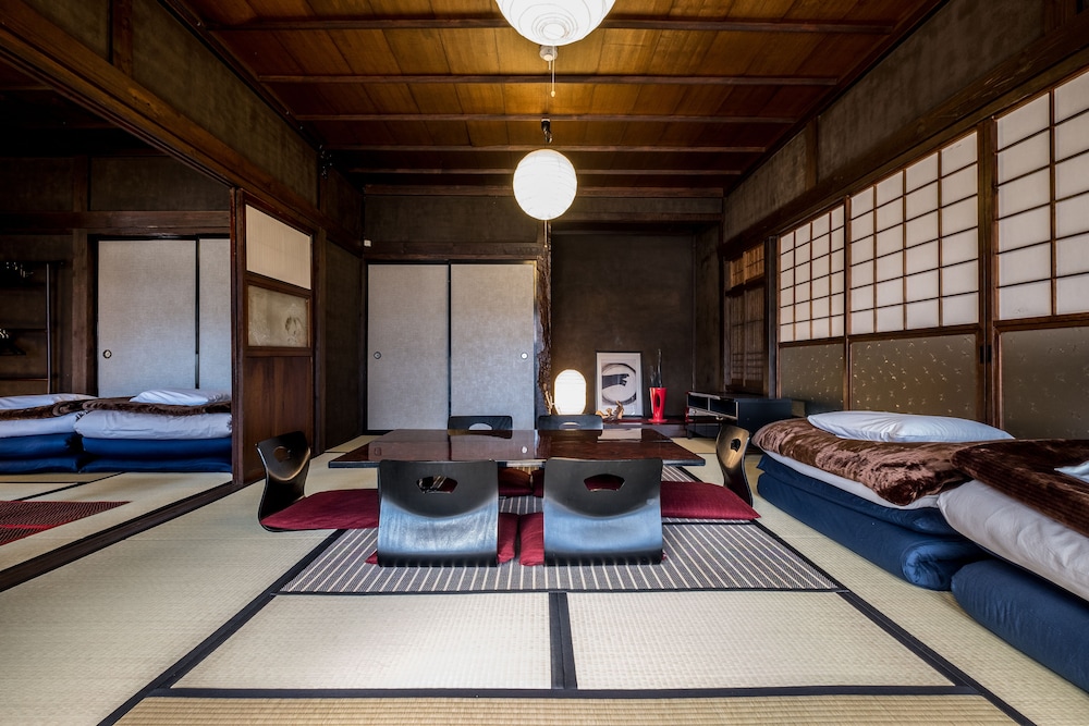 CLASSIC JAPAN LIVING 河村家 甲府