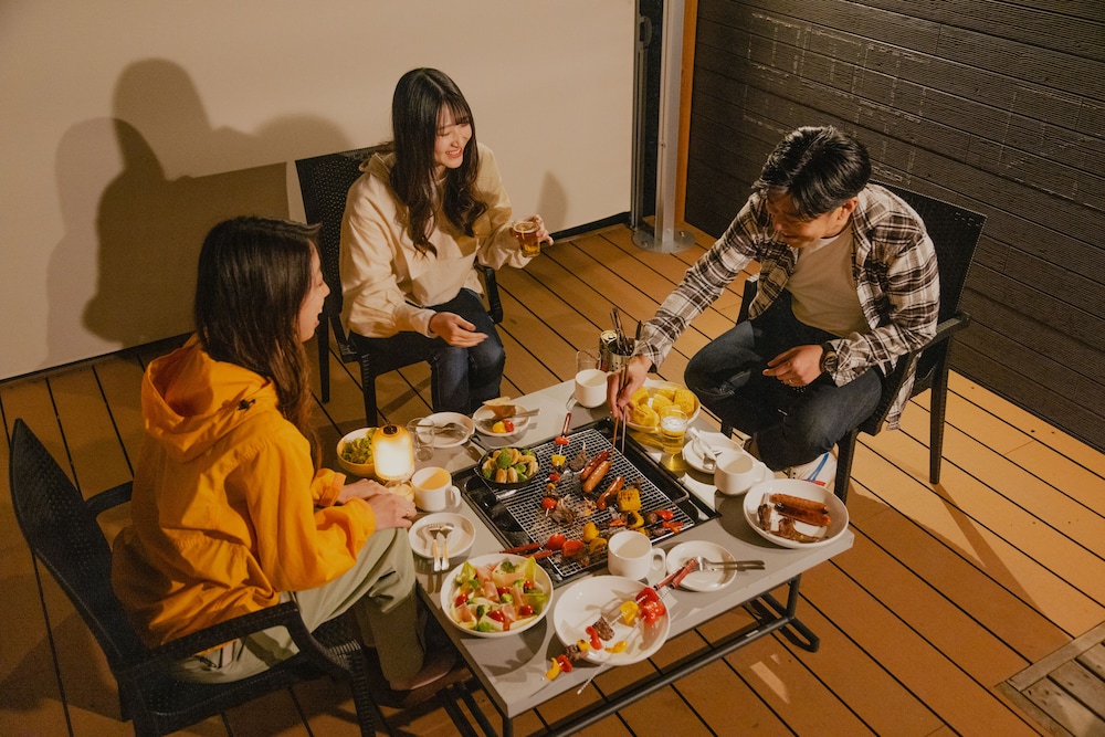 セルフINNグランピングトレーラー ツーリストヴィラ河口湖 甲府