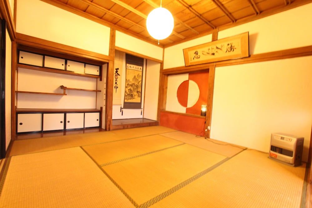 FUJI SAKURA HOUSE 甲府