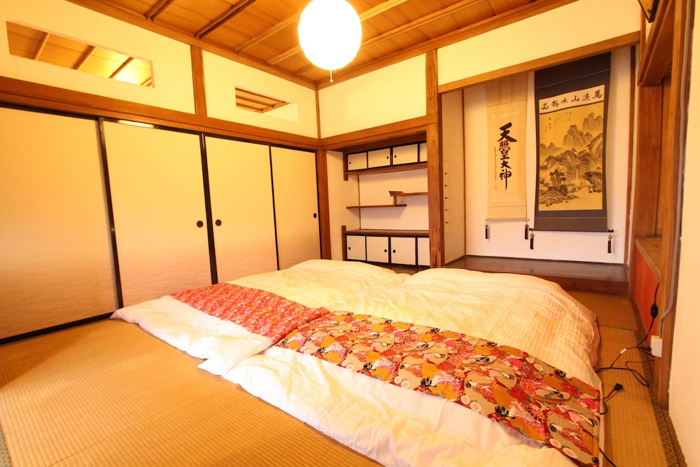 FUJI SAKURA HOUSE 甲府