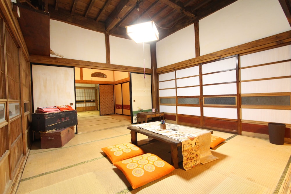 FUJI SAKURA HOUSE 甲府