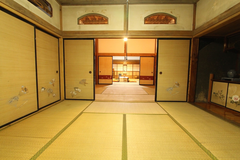FUJI SAKURA HOUSE 甲府