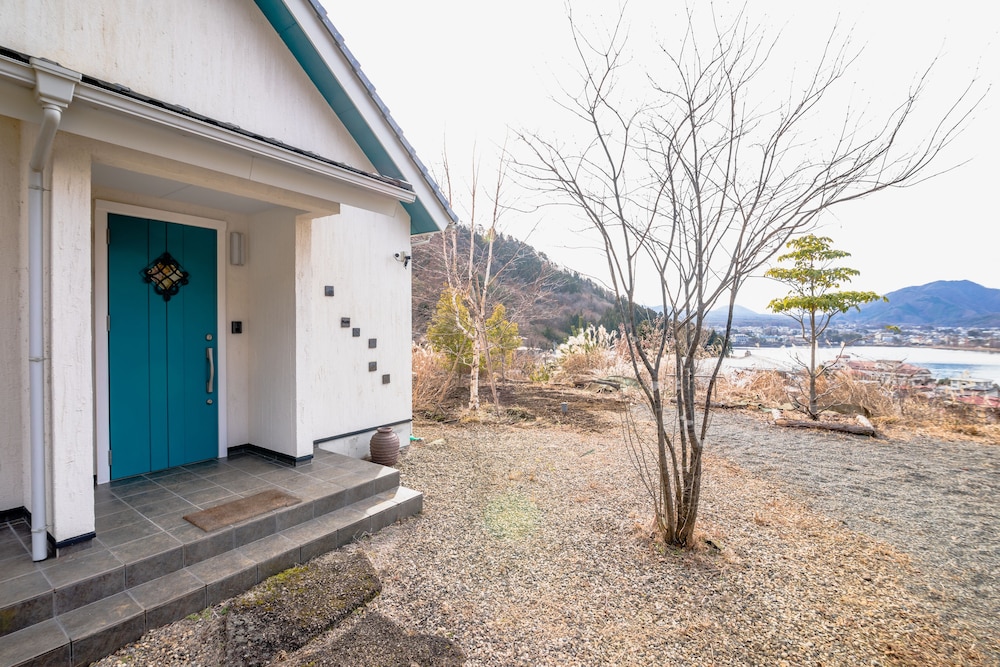 TOCORO. MT. FUJI 睦月 甲府