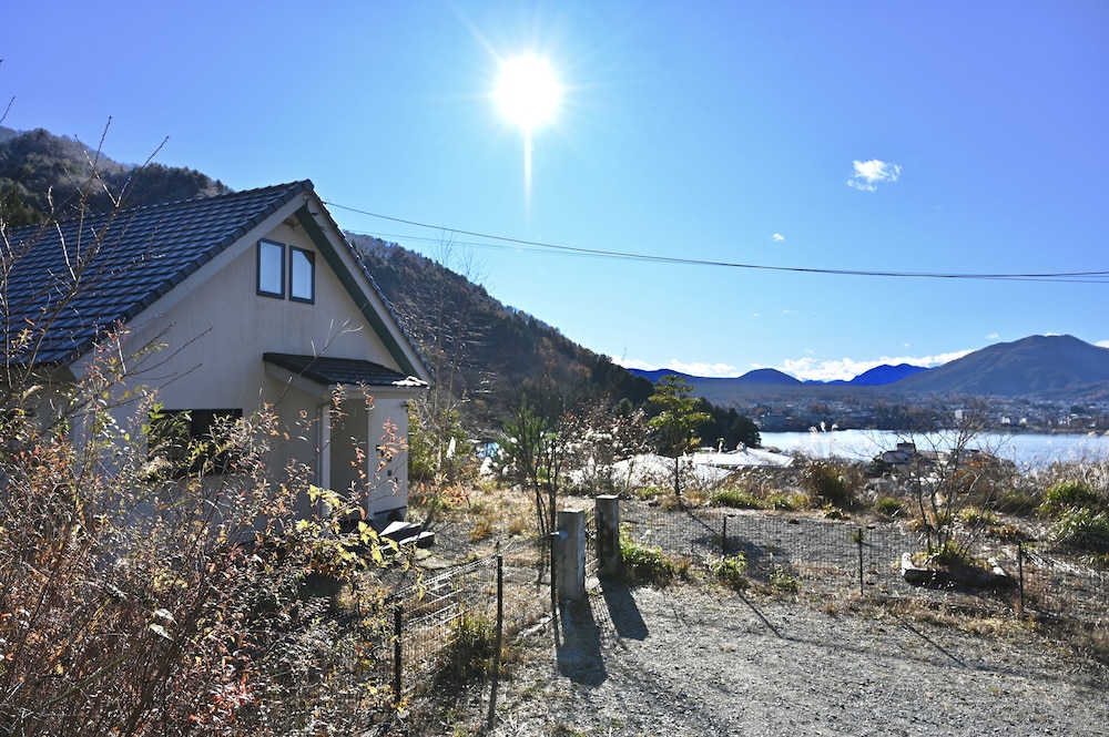 TOCORO. MT. FUJI 睦月 甲府