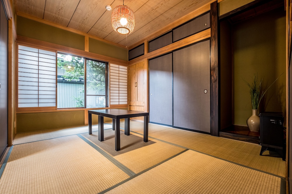 CLASSIC JAPAN LIVING 浅間 甲府