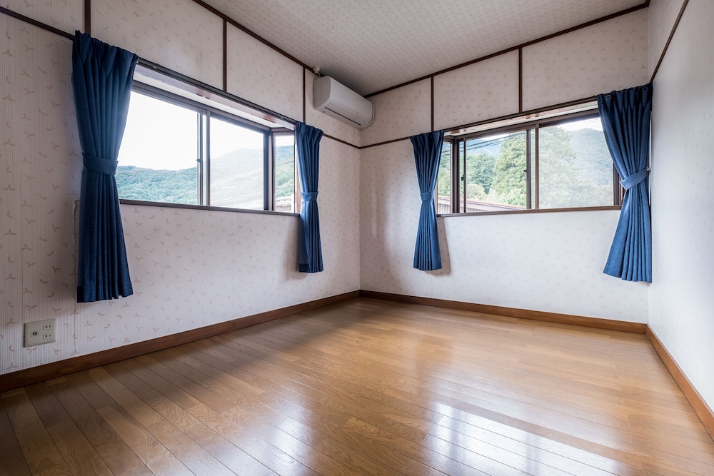 CLASSIC JAPAN LIVING 浅間 甲府