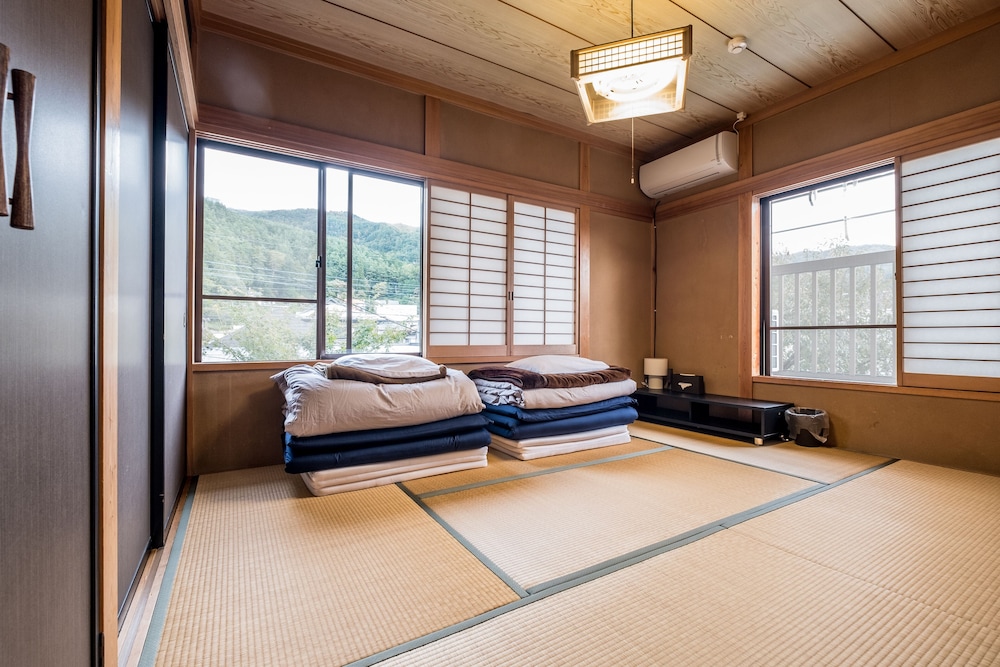 CLASSIC JAPAN LIVING 浅間 甲府