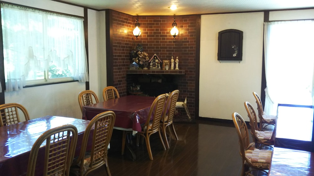 ペンション すなどけい 甲府