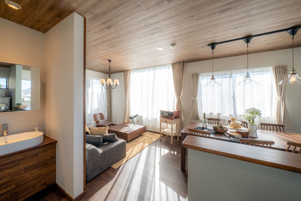 VILA FUJI BON VOYAGE MORI 甲府