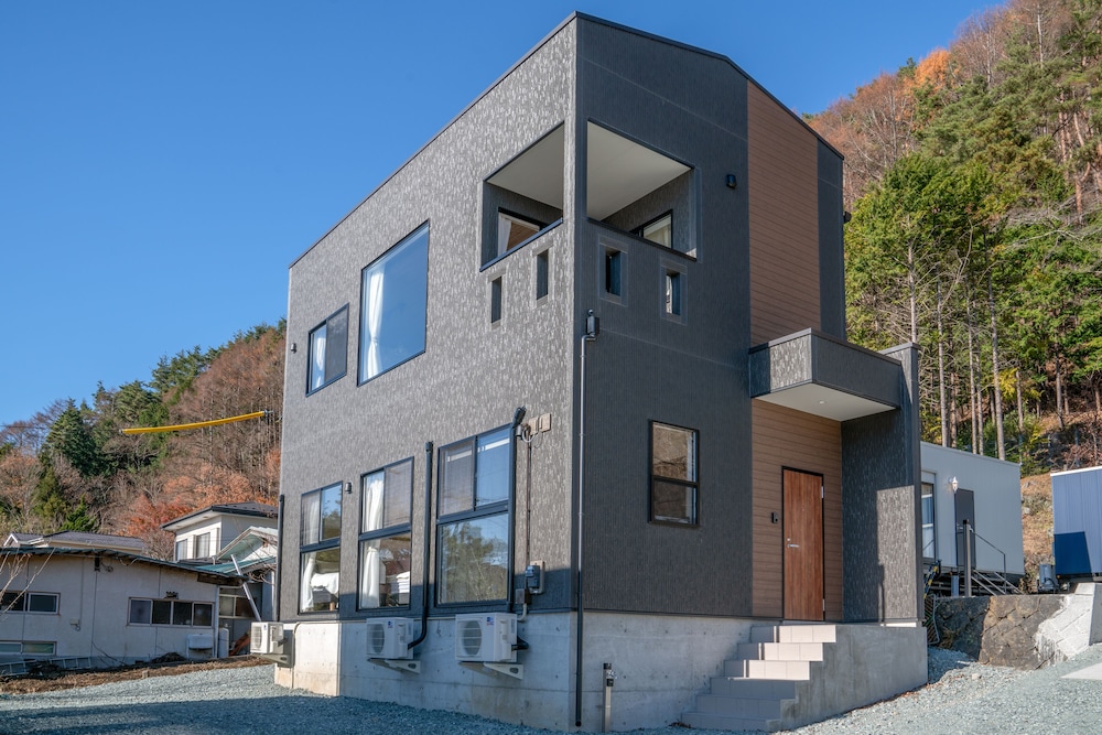 VILA FUJI BON VOYAGE MORI 甲府