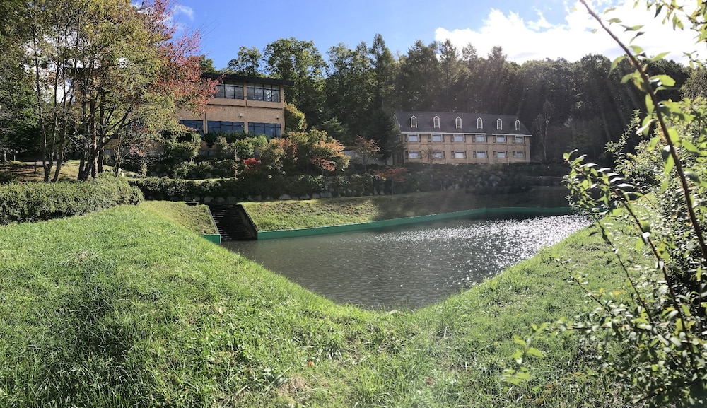 サクラ リゾート 甲府