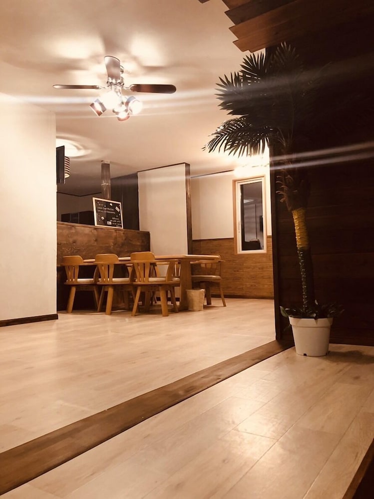 COTTAGE TOGAWA 甲府