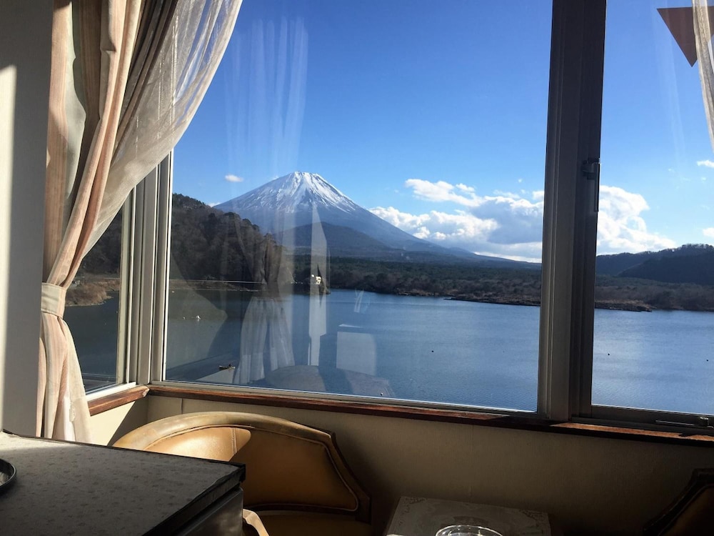 精進レークホテル 甲府