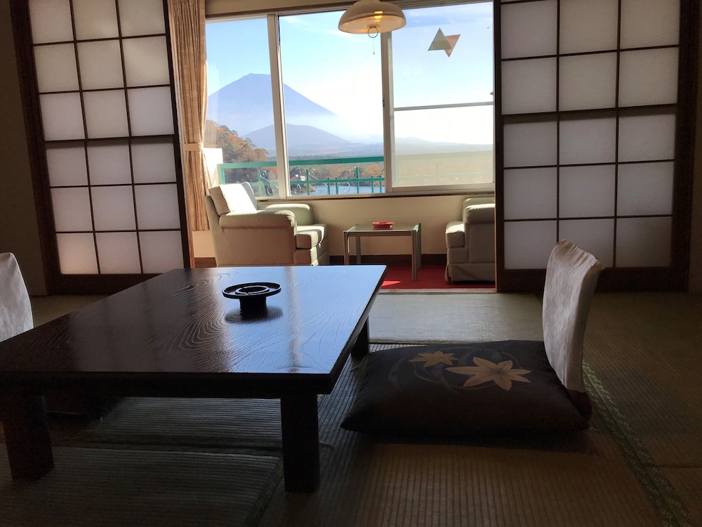 精進レークホテル 甲府