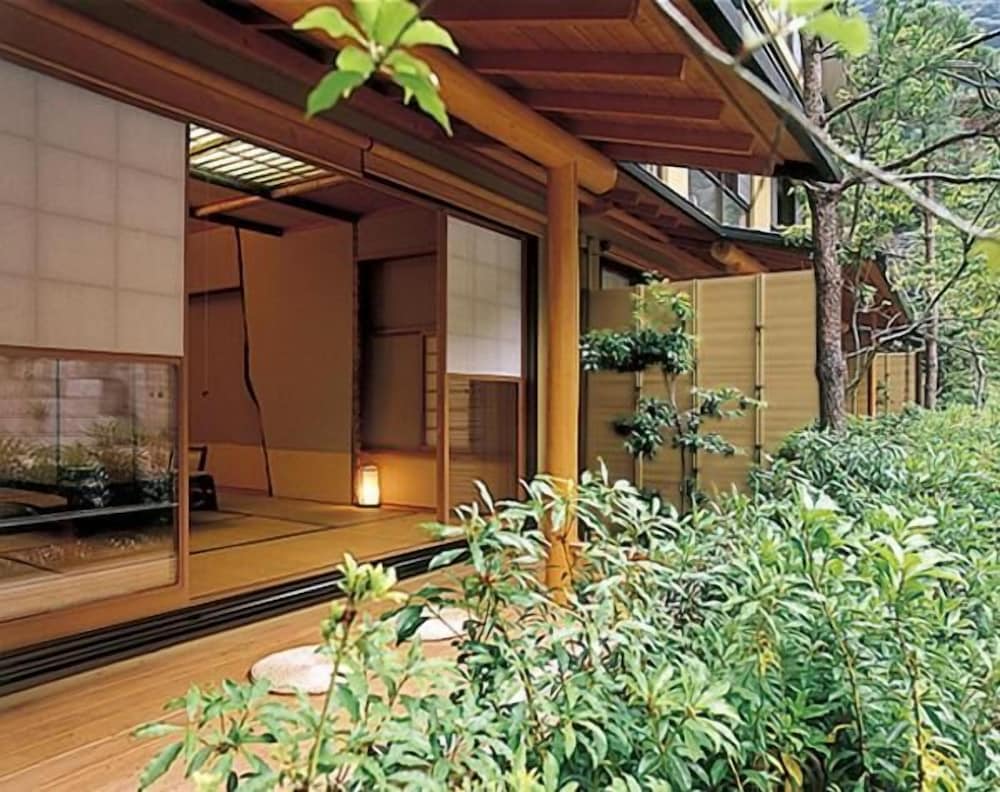 西山温泉 慶雲館 甲府