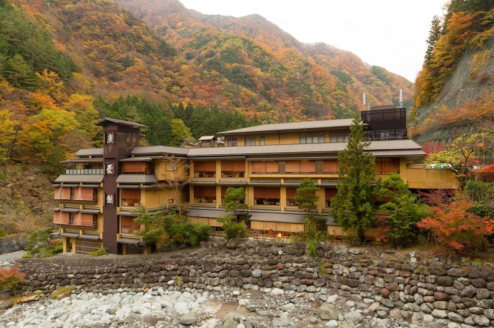 西山温泉 慶雲館 甲府