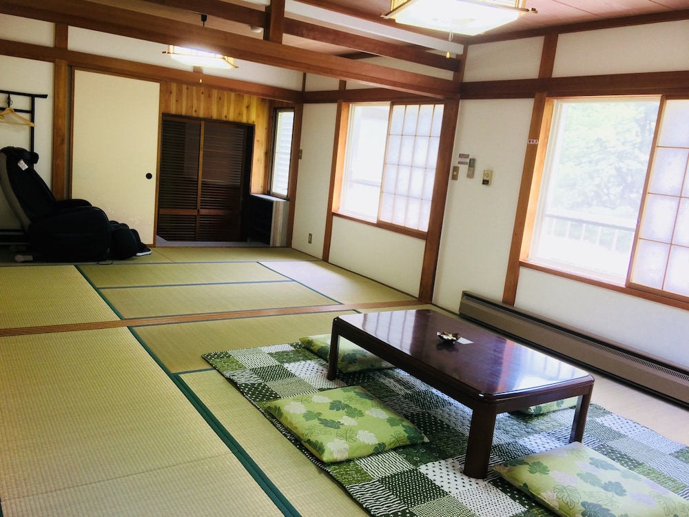 静かな森の温泉隠れ宿 そらの詩 甲府