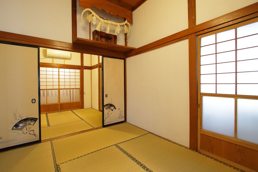 YOSHIMURA KAJIHARA-TEI 甲府