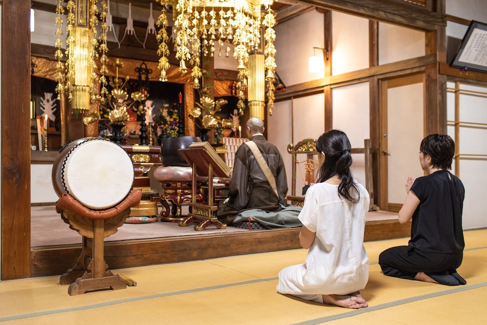 宿坊 武井坊 TEMPLE HOTEL TAKEIBO 甲府